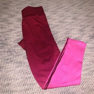 Medium PINK Victorias Secret Seamless Legging gradient color from red to pink